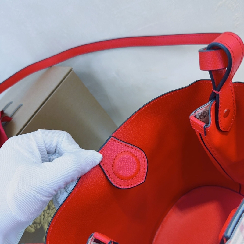 Bv*b*rry hobo bags